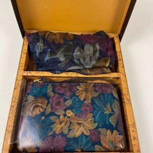 Patricia Nash Floral Leather Zip Around Wristlet Wallet & Scarf Boxed Gift Set